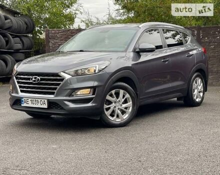 Хендай Туксон, объемом двигателя 2 л и пробегом 144 тыс. км за 19000 $, фото 4 на Automoto.ua