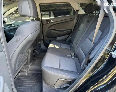 Хендай Туксон, об'ємом двигуна 2 л та пробігом 105 тис. км за 16300 $, фото 15 на Automoto.ua