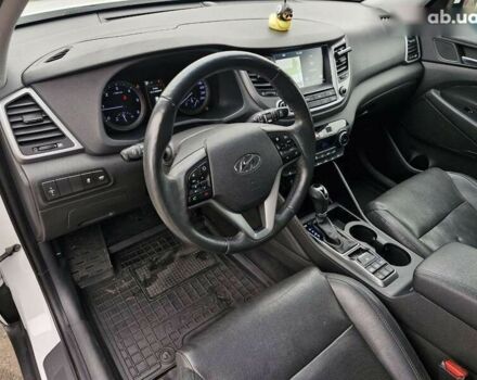 Хендай Туксон, объемом двигателя 2 л и пробегом 111 тыс. км за 19999 $, фото 21 на Automoto.ua