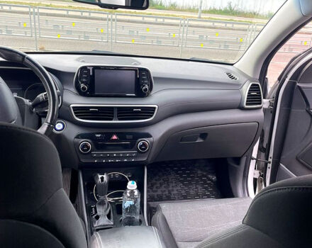 Хендай Туксон, об'ємом двигуна 2 л та пробігом 156 тис. км за 17000 $, фото 1 на Automoto.ua