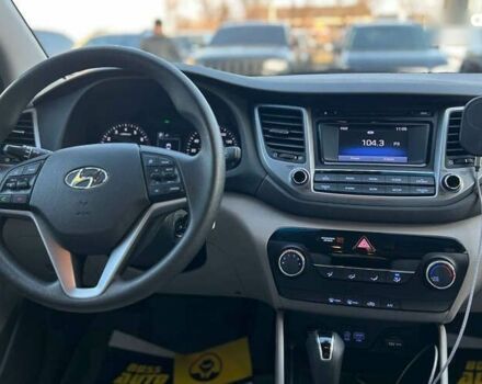 Хендай Туксон, объемом двигателя 2 л и пробегом 80 тыс. км за 17990 $, фото 16 на Automoto.ua