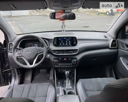 Хендай Туксон, объемом двигателя 2 л и пробегом 144 тыс. км за 19000 $, фото 11 на Automoto.ua