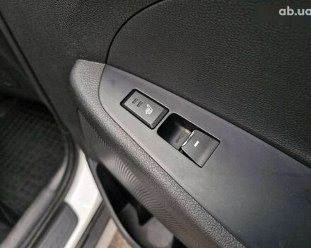 Хендай Туксон, объемом двигателя 2 л и пробегом 111 тыс. км за 19999 $, фото 11 на Automoto.ua