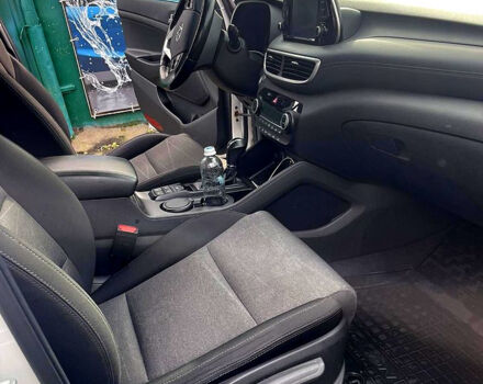 Хендай Туксон, об'ємом двигуна 2 л та пробігом 156 тис. км за 17000 $, фото 5 на Automoto.ua