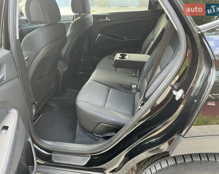 Хендай Туксон, об'ємом двигуна 2 л та пробігом 156 тис. км за 14800 $, фото 13 на Automoto.ua