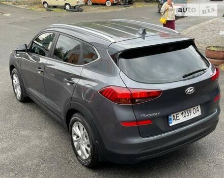 Хендай Туксон, объемом двигателя 2 л и пробегом 144 тыс. км за 19000 $, фото 7 на Automoto.ua