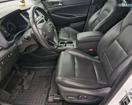 Хендай Туксон, объемом двигателя 2 л и пробегом 111 тыс. км за 19999 $, фото 16 на Automoto.ua