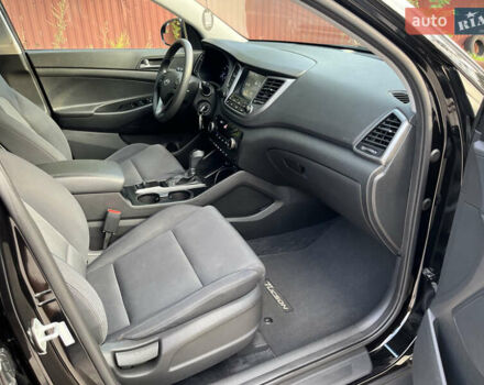 Хендай Туксон, об'ємом двигуна 2 л та пробігом 156 тис. км за 14800 $, фото 14 на Automoto.ua