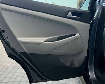 Хендай Туксон, объемом двигателя 2 л и пробегом 83 тыс. км за 17700 $, фото 25 на Automoto.ua