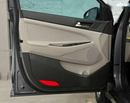 Хендай Туксон 2018 в Луцке на Automoto.ua Хендай Туксон, объемом двигателя 2 л и пробегом 141 тыс. км за 16000 $, фото 10 на Automoto.ua