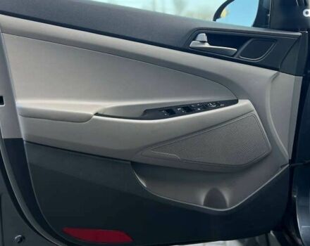 Хендай Туксон, объемом двигателя 2 л и пробегом 83 тыс. км за 17700 $, фото 8 на Automoto.ua