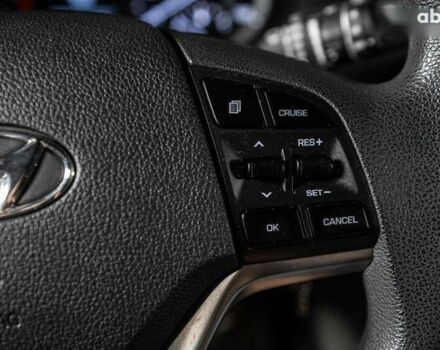 Хендай Туксон, объемом двигателя 2 л и пробегом 58 тыс. км за 17500 $, фото 16 на Automoto.ua