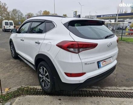 Хендай Туксон, объемом двигателя 2 л и пробегом 111 тыс. км за 19999 $, фото 6 на Automoto.ua