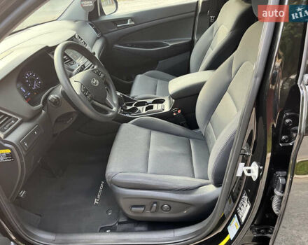 Хендай Туксон, об'ємом двигуна 2 л та пробігом 156 тис. км за 14800 $, фото 17 на Automoto.ua