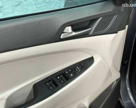 Хендай Туксон 2018 в Луцке на Automoto.ua Хендай Туксон, объемом двигателя 2 л и пробегом 141 тыс. км за 16000 $, фото 11 на Automoto.ua