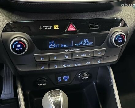 Хендай Туксон, объемом двигателя 1.6 л и пробегом 147 тыс. км за 20500 $, фото 28 на Automoto.ua