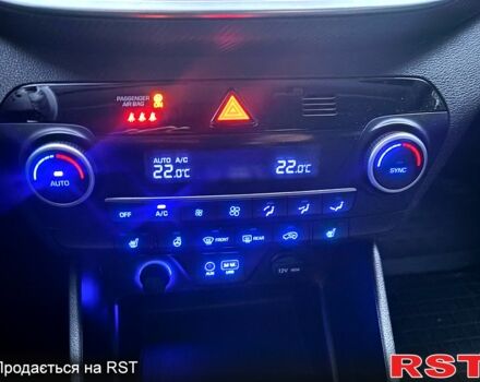 Хендай Туксон, объемом двигателя 2 л и пробегом 36 тыс. км за 19400 $, фото 10 на Automoto.ua