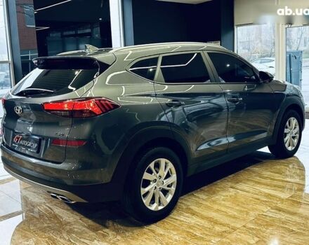 Хендай Туксон, объемом двигателя 1.6 л и пробегом 147 тыс. км за 20500 $, фото 6 на Automoto.ua