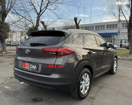 Хендай Туксон, объемом двигателя 2 л и пробегом 102 тыс. км за 16900 $, фото 19 на Automoto.ua