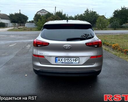 Хендай Туксон, объемом двигателя 2 л и пробегом 36 тыс. км за 19400 $, фото 3 на Automoto.ua