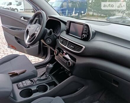 Хендай Туксон, объемом двигателя 2 л и пробегом 56 тыс. км за 18000 $, фото 37 на Automoto.ua