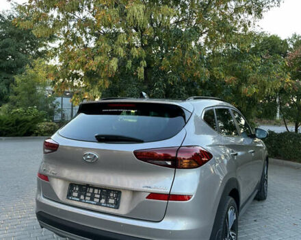 Хендай Туксон, объемом двигателя 2 л и пробегом 87 тыс. км за 25200 $, фото 10 на Automoto.ua