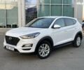 Хендай Туксон, объемом двигателя 2 л и пробегом 62 тыс. км за 19999 $, фото 2 на Automoto.ua