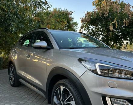 Хендай Туксон, объемом двигателя 2 л и пробегом 87 тыс. км за 25200 $, фото 4 на Automoto.ua