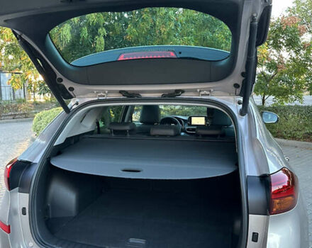Хендай Туксон, объемом двигателя 2 л и пробегом 87 тыс. км за 25200 $, фото 36 на Automoto.ua
