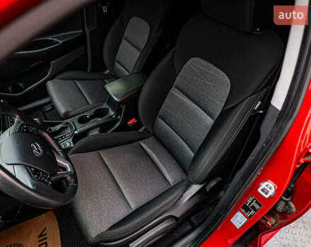 Хендай Туксон, объемом двигателя 2 л и пробегом 95 тыс. км за 21697 $, фото 8 на Automoto.ua