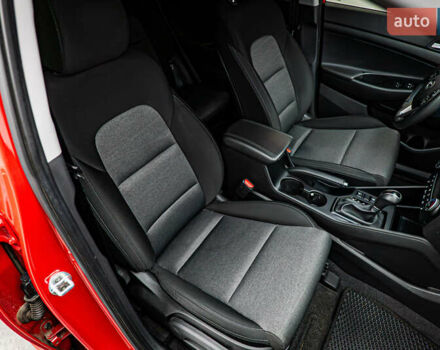 Хендай Туксон, объемом двигателя 2 л и пробегом 95 тыс. км за 21697 $, фото 18 на Automoto.ua