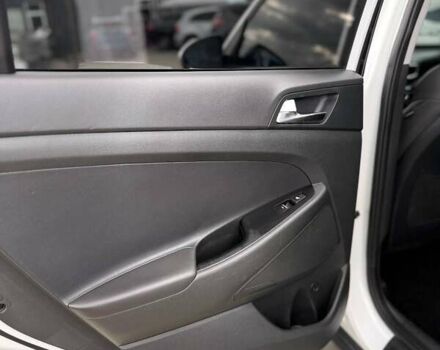 Хендай Туксон 2020 в Одессе на Automoto.ua Хендай Туксон, объемом двигателя 2 л и пробегом 135 тыс. км за 23999 $, фото 23 на Automoto.ua