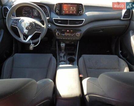 Хендай Туксон, об'ємом двигуна 2 л та пробігом 76 тис. км за 2700 $, фото 7 на Automoto.ua