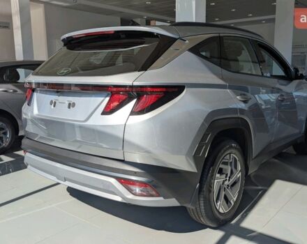 Хендай Туксон, объемом двигателя 2 л и пробегом 0 тыс. км за 28579 $, фото 3 на Automoto.ua