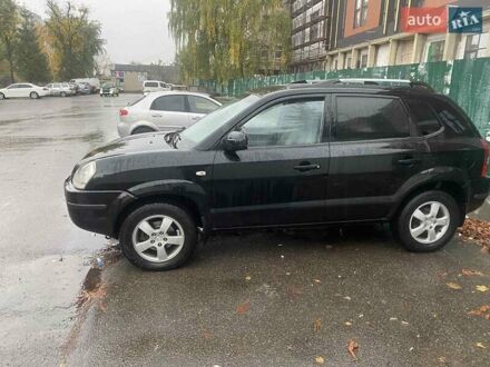 Хендай Туксон 2004 в Черкассах на Automoto.ua Хендай Туксон, объемом двигателя 1.99 л и пробегом 240 тыс. км за 6550 $, фото 1 на Automoto.ua