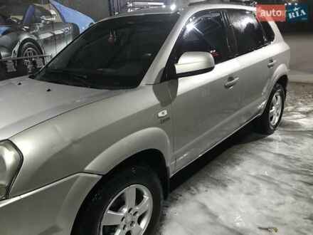 Хендай Туксон, объемом двигателя 1.98 л и пробегом 230 тыс. км за 7600 $, фото 1 на Automoto.ua