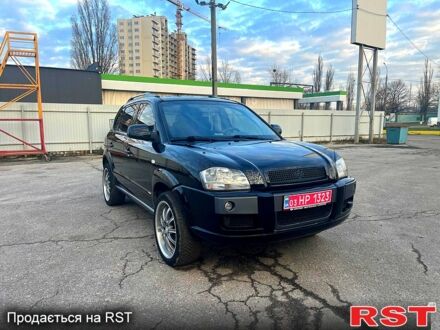 Хендай Туксон, объемом двигателя 2 л и пробегом 173 тыс. км за 8000 $, фото 1 на Automoto.ua