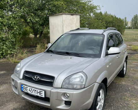 Хендай Туксон, объемом двигателя 1.98 л и пробегом 170 тыс. км за 7700 $, фото 1 на Automoto.ua