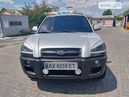 Хендай Туксон 2006 в Харькове на Automoto.ua Хендай Туксон, объемом двигателя 2.7 л и пробегом 230 тыс. км за 7300 $, фото 1 на Automoto.ua