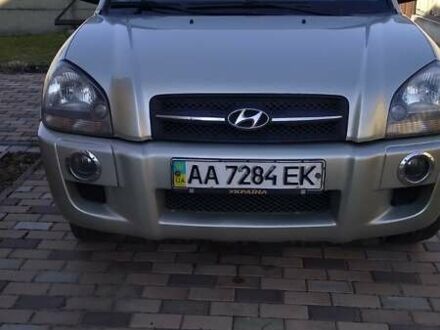 Хендай Туксон, объемом двигателя 2 л и пробегом 281 тыс. км за 7500 $, фото 1 на Automoto.ua