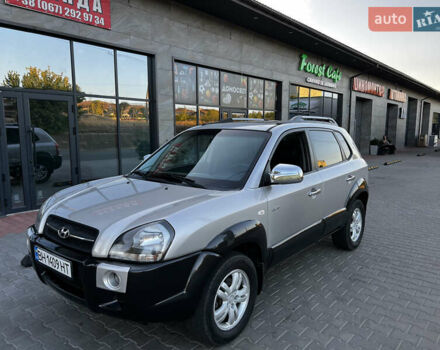 Хендай Туксон, объемом двигателя 2 л и пробегом 360 тыс. км за 6900 $, фото 1 на Automoto.ua
