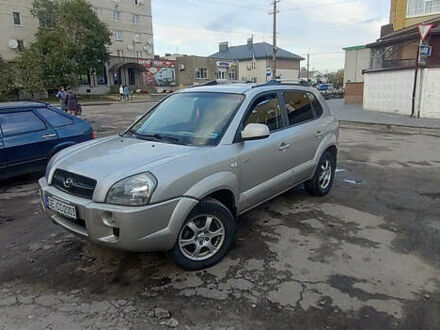 Хендай Туксон 2006 в Камень-Каширский на Automoto.ua Хендай Туксон, объемом двигателя 2 л и пробегом 252 тыс. км за 4300 $, фото 1 на Automoto.ua
