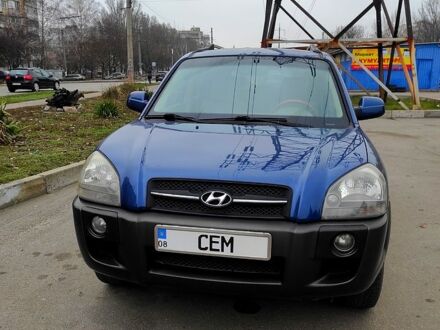 Хендай Туксон, объемом двигателя 2 л и пробегом 225 тыс. км за 7300 $, фото 1 на Automoto.ua