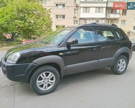 Хендай Туксон, объемом двигателя 2 л и пробегом 123 тыс. км за 8300 $, фото 1 на Automoto.ua