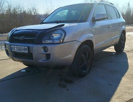 Хендай Туксон 2006 в Харькове на Automoto.ua Хендай Туксон, объемом двигателя 20 л и пробегом 300 тыс. км за 7500 $, фото 1 на Automoto.ua