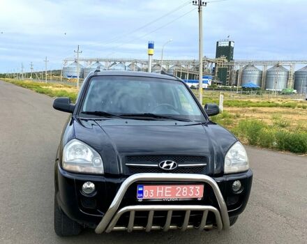Хендай Туксон, объемом двигателя 2 л и пробегом 245 тыс. км за 7800 $, фото 1 на Automoto.ua