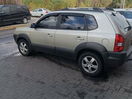 Хендай Туксон, об'ємом двигуна 2 л та пробігом 250 тис. км за 7300 $, фото 1 на Automoto.ua