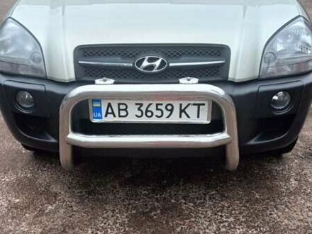 Хендай Туксон, объемом двигателя 2 л и пробегом 96 тыс. км за 8500 $, фото 1 на Automoto.ua