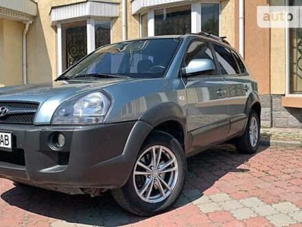 Хендай Туксон, объемом двигателя 2 л и пробегом 304 тыс. км за 7999 $, фото 1 на Automoto.ua