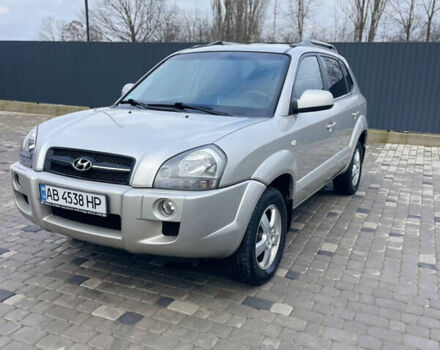 Хендай Туксон, объемом двигателя 2 л и пробегом 132 тыс. км за 8500 $, фото 1 на Automoto.ua